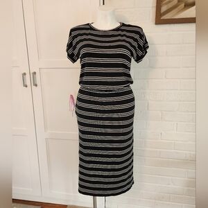 Black and White Striped Dress With Pockets